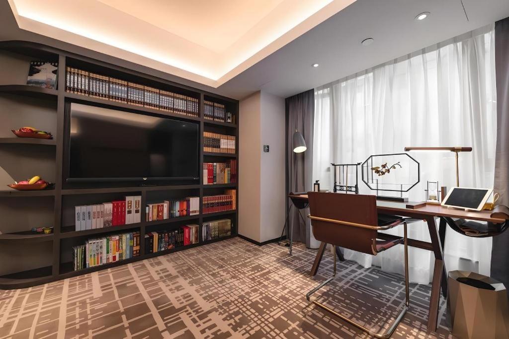 Hotel Oasis Avenue-a Gdh 4*